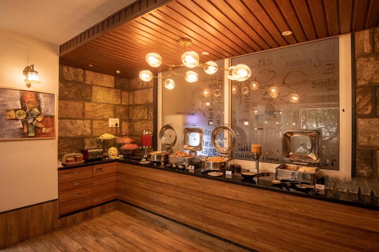 M Square Hotel Haidarábád Kültér fotó