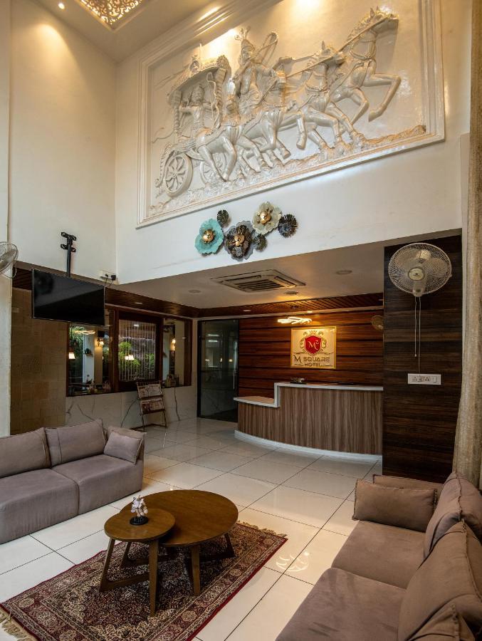 M Square Hotel Haidarábád Kültér fotó
